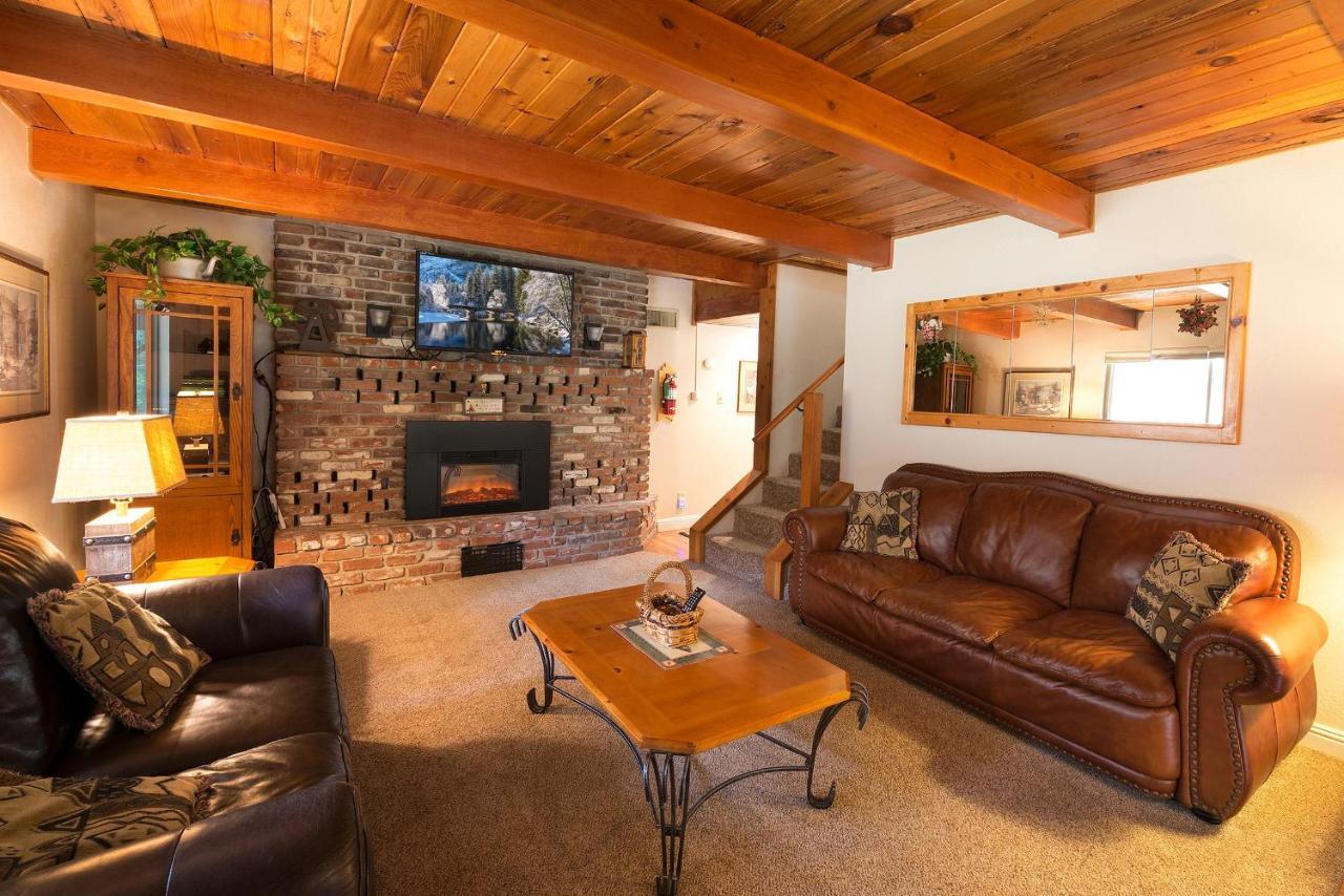 Sierra Springs Villa Oakhurst Eksteriør bilde