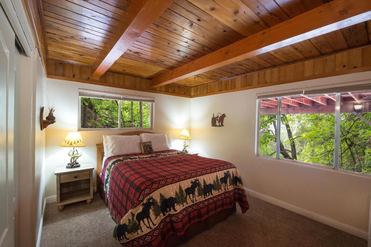 Sierra Springs Villa Oakhurst Eksteriør bilde